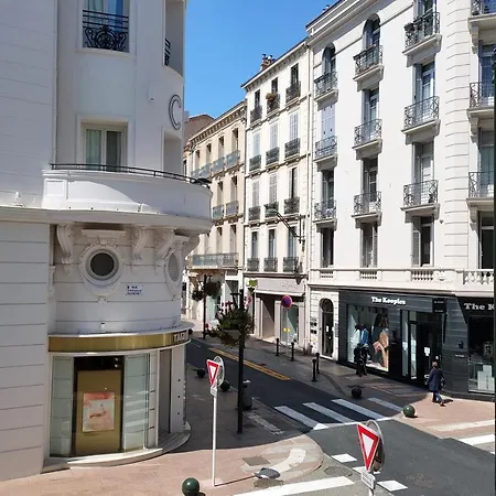 Victoria Hotell 4*