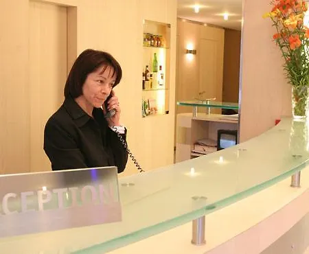 Victoria Hotel